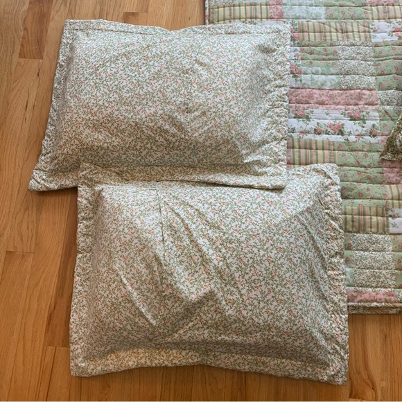 Shabby chic patchwork comforter/quilt and decorative pillow FULL SET - Picture 3 of 10